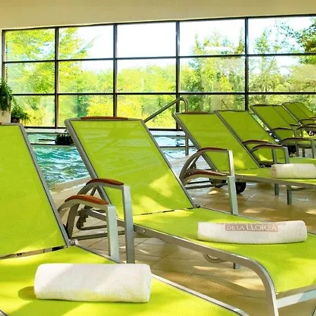 Otel Oca Palacio De La Llorea & 4*