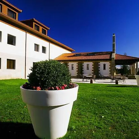 فندق Oca Palacio De La Llorea & ديفا