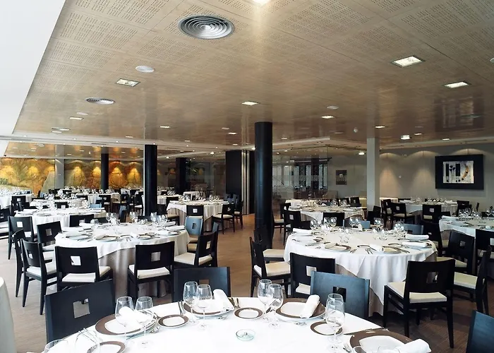 Oca Palacio De La Llorea & Hotel 4*