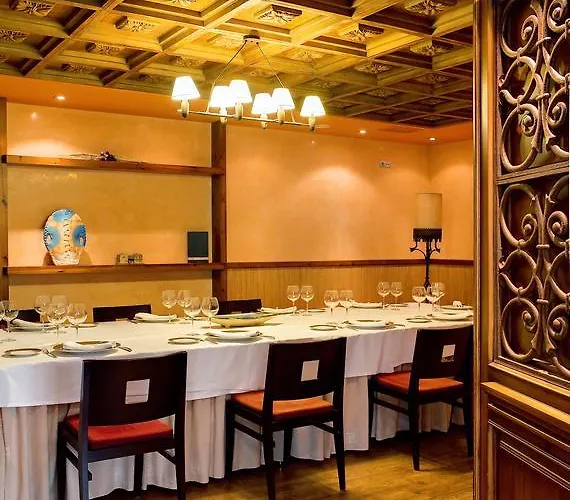 Hotel Oca Palacio De La Llorea & Deva