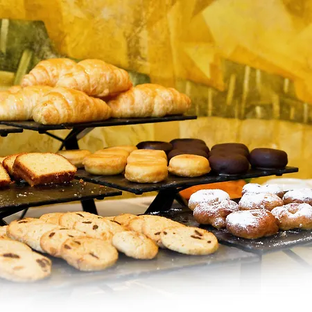 Oca Palacio De La Llorea & Deva