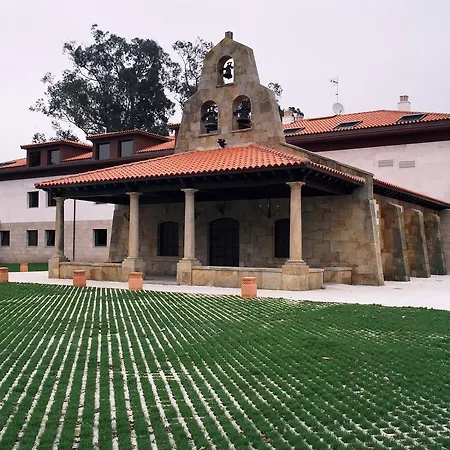 Отель Oca Palacio De La Llorea & Spa Дева