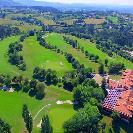 Oca Palacio De La Llorea & Hotel